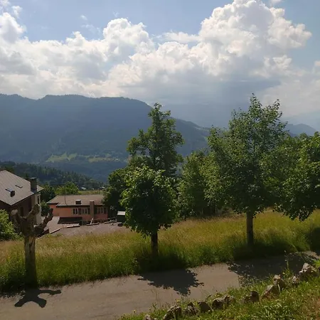 Апартаменты Studio Au Calme, Vue Imprenable Sur La Vallee *